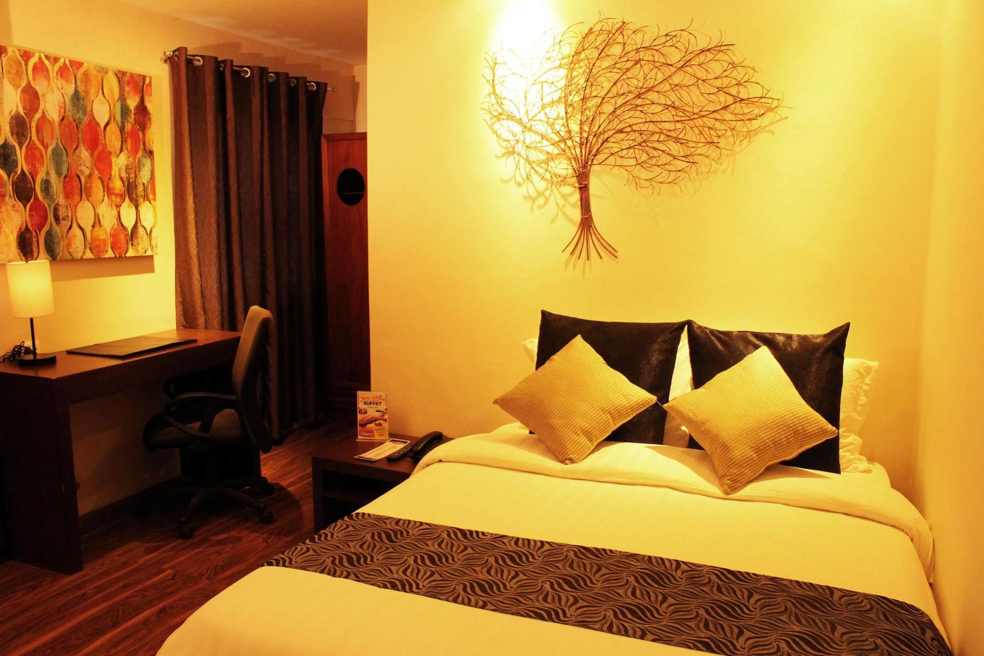 Swagman Hotel Манила Экстерьер фото