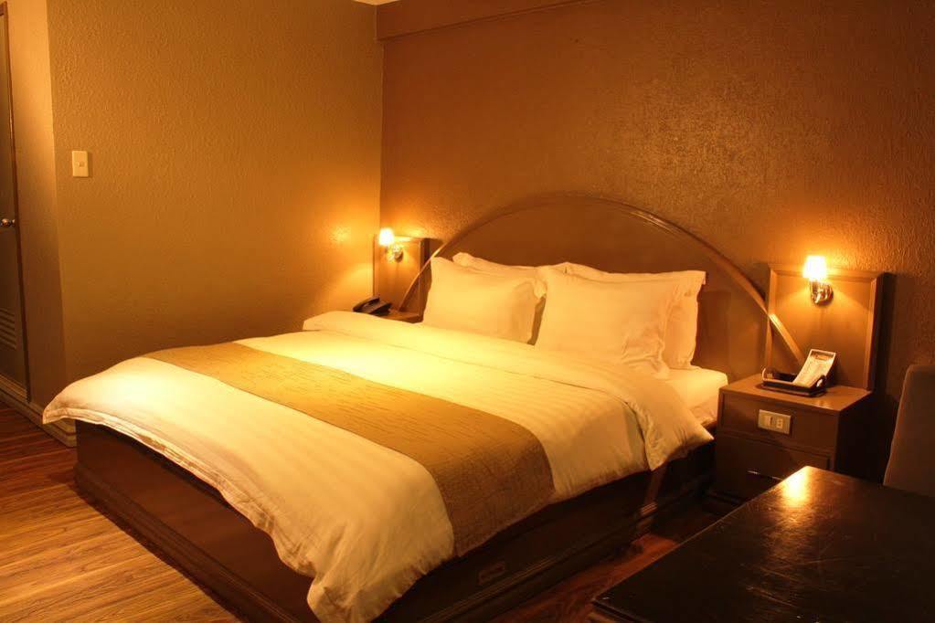 Swagman Hotel Манила Экстерьер фото